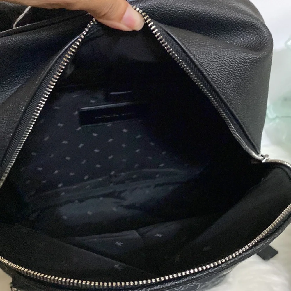 Men’s Michael Kors Store Cooper Large Backpack MK Monogram Dark Blue Color NWT - Picture 11 of 12